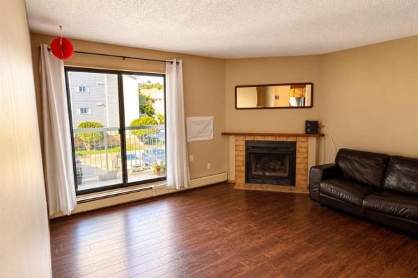 Kitchen - 2202 100 Plaza Drive, Winnipeg, MB R3T5K8 Photo 3