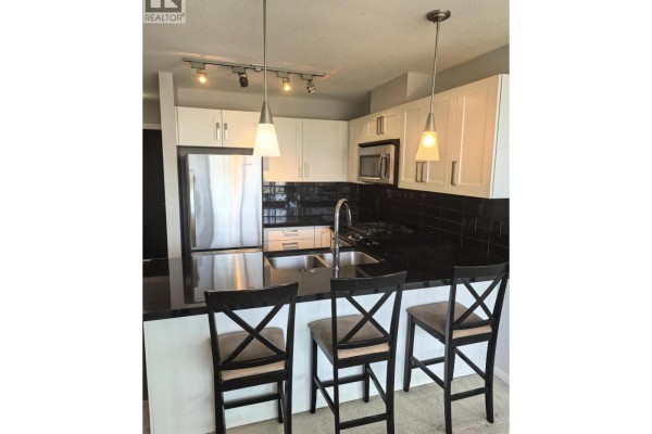 2202 2133 Douglas Road, Burnaby, BC, photo 2