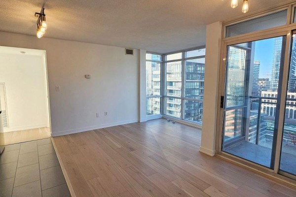 Dining room - 2203 - 15 Fort York Boulevard, Toronto, ON M5V3Y4 Photo 2