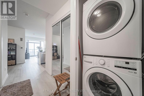 2203 - 3260 Sheppard Avenue E, Toronto, ON M1T3K3 Photo 5
