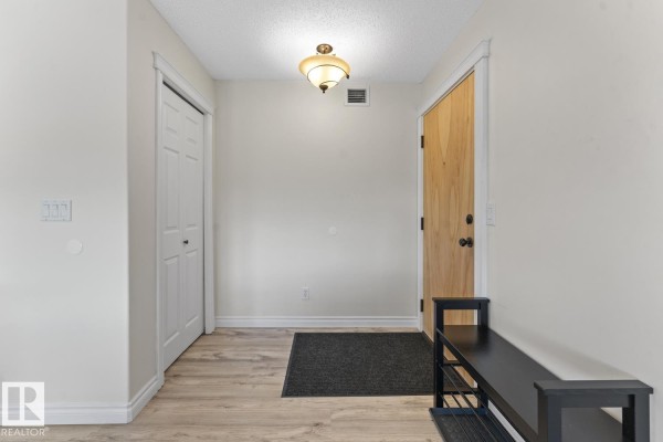 #2203 901 16 St, Cold Lake, AB, photo 2