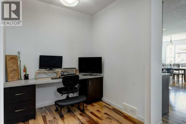 Office - 2203 Brightoncrest Common Se, Calgary, AB T2Z0V5 Photo 5