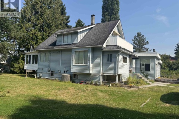 22032-22034 124th Avenue, Maple Ridge, BC V2X4J2 Photo 2