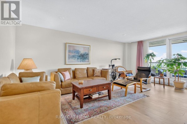 Family room - 2204 - 1785 Frobisher Lane, Ottawa, ON K1G3T7 Photo 4