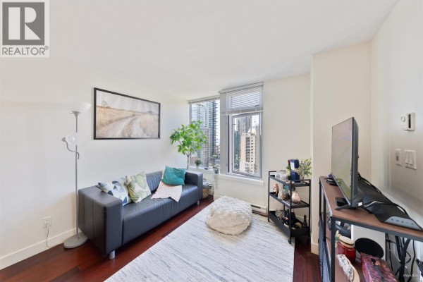 2204 1255 Seymour Street, Vancouver, BC V6B0H1 Photo 2