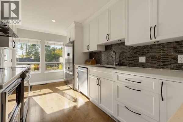 2204 Portside Court, Vancouver, BC V5P4V1 Photo 5