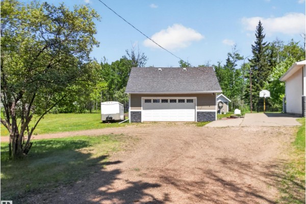 Primary Bedroom - 22048 Twp Road 522, Rural Strathcona County, AB T8E1G2 Photo 5