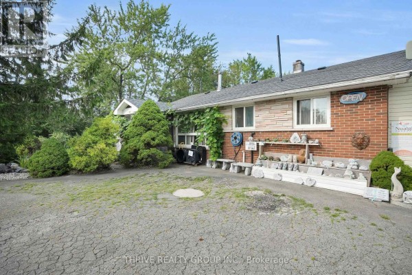 22049 Hyde Park Road, Middlesex Centre, ON, photo 2