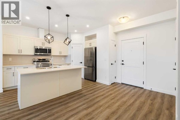 Dining room - 2205, 55 Lucas Way Nw, Calgary, AB T3P2C7 Photo 3