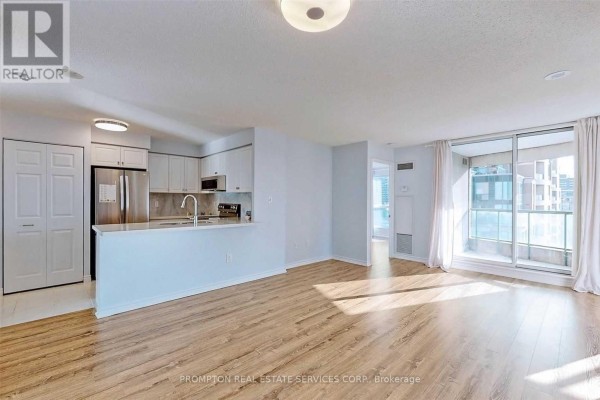 2205 - 7 Lorraine Drive, Toronto, ON M2N7H2 Photo 5