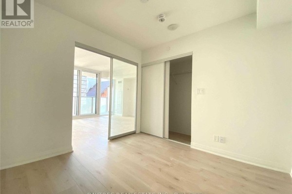 2205 - 99 Foxbar Road, Toronto, ON M4V2G5 Photo 5