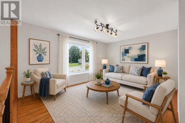 Living room - 2205 Woods Street, Clarence Rockland, ON K4K1J3 Photo 4