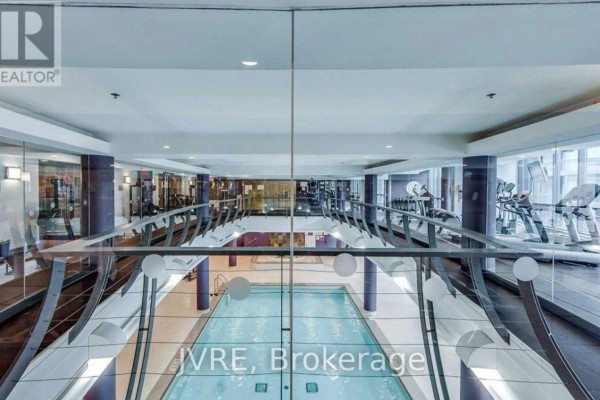 2206 - 219 Fort York Boulevard, Toronto, ON M5V1B1 Photo 4