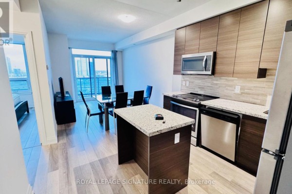 2206 - 3600 Hwy 7, Vaughan, ON, photo 3