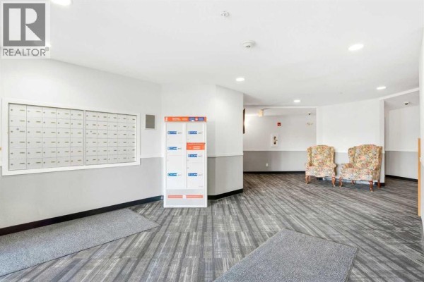 Bedroom - 2208, 2518 Fish Creek Boulevard Sw, Calgary, AB T2Y4T6 Photo 3