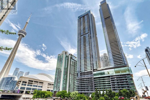 2208 - 1 Concord Cityplace Way, Toronto