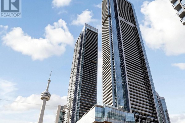 2208 - 1 Concord Cityplace Way, Toronto, ON, photo 2