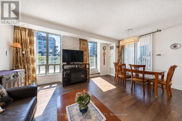 Primary Bedroom - 2208 - 28 Empress Avenue, Toronto, ON M2N6Z7 Photo 4