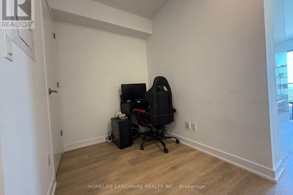 2208 - 501 Yonge Street, Toronto, ON, photo 3