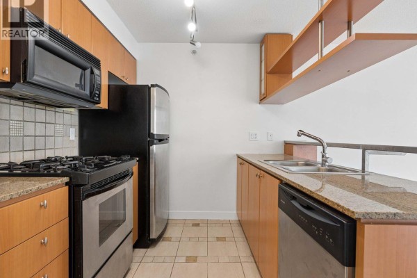 2208 1495 Richards Street, Vancouver, BC V6Z3E3 Photo 5