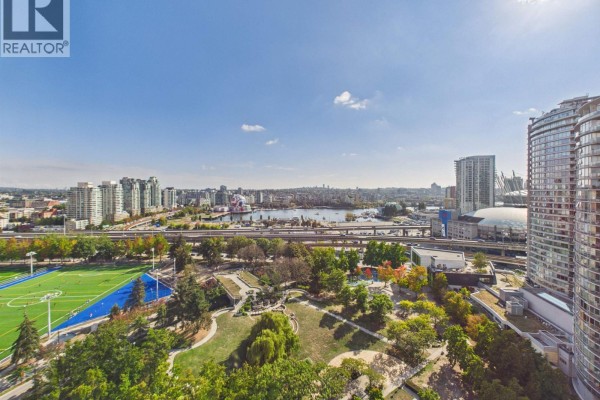 2208 550 Taylor Street, Vancouver, BC V6B1R1 Photo 3