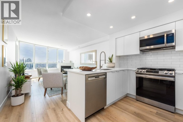 2208 63 Keefer Place, Vancouver, BC V6B6N6 Photo 2