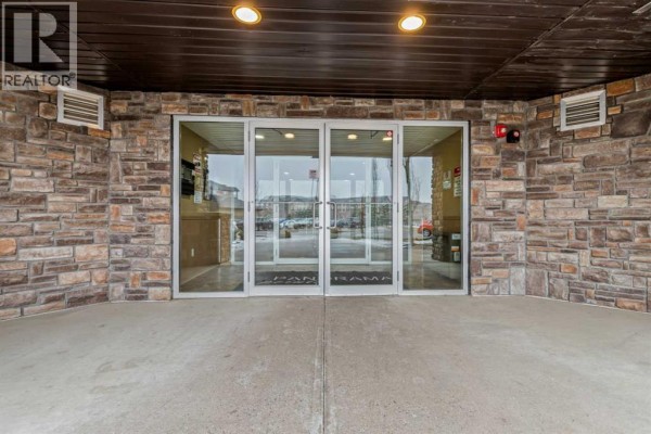 4pc Bathroom - 2209, 60 Panatella Street Nw, Calgary, AB T3K0M2 Photo 2