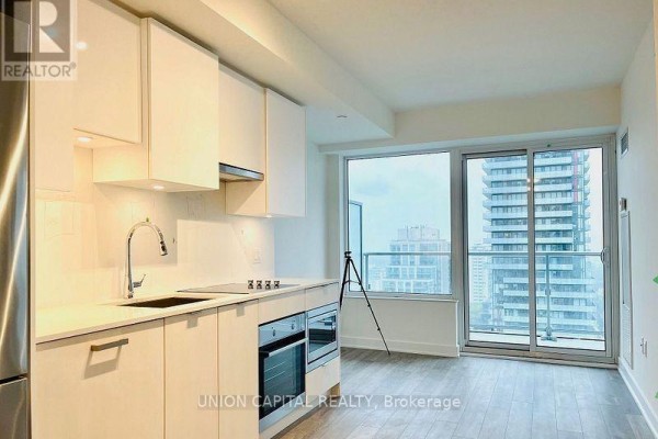 Kitchen - 2209 - 195 Redpath Avenue, Toronto, ON M4P0E4 Photo 3