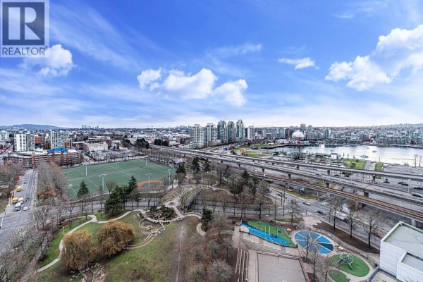 2209 58 Keefer Place, Vancouver, BC V6B0B8 Photo 4