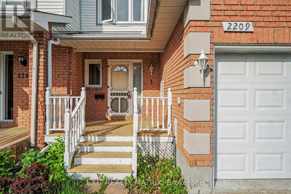2209 Saturn Crescent, Ottawa, ON K4A3T6 Photo 2