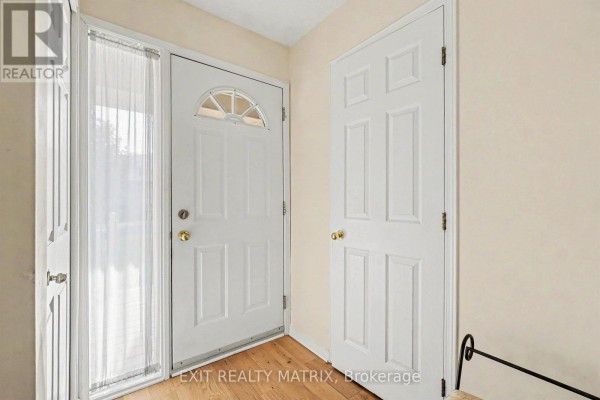 2209 Saturn Crescent, Ottawa, ON K4A3T6 Photo 3