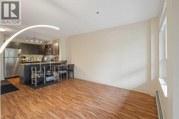Kitchen - 221, 955 Mcpherson Road Ne, Calgary, AB T2E6V3 Photo 2