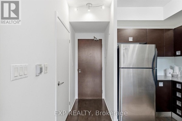 221 - 3391 Bloor Street W, Toronto, ON, photo 2