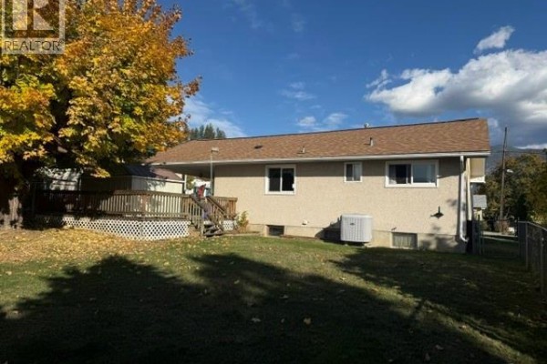 Bedroom - 221 22nd Avenue S, Creston, BC V0B1G5 Photo 3