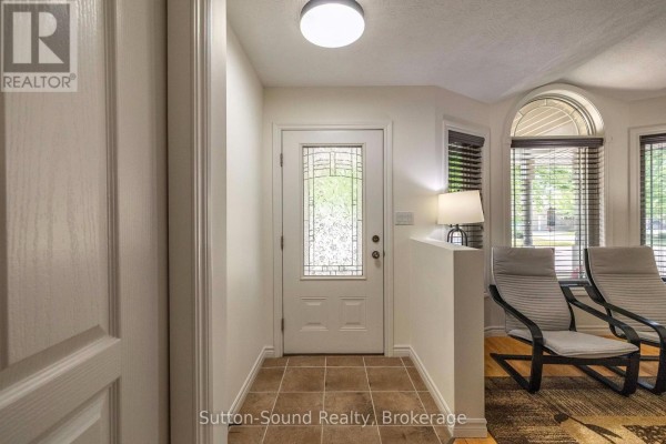 221 2nd Avenue W, Owen Sound, ON N4K0A6 Photo 5
