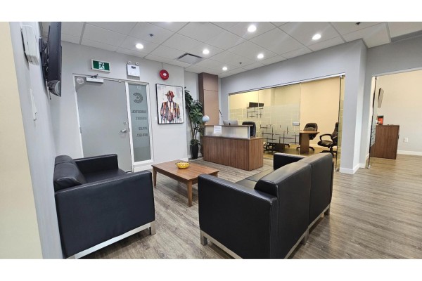 221 8028 128 Street, Surrey, BC V3W4E9 Photo 3