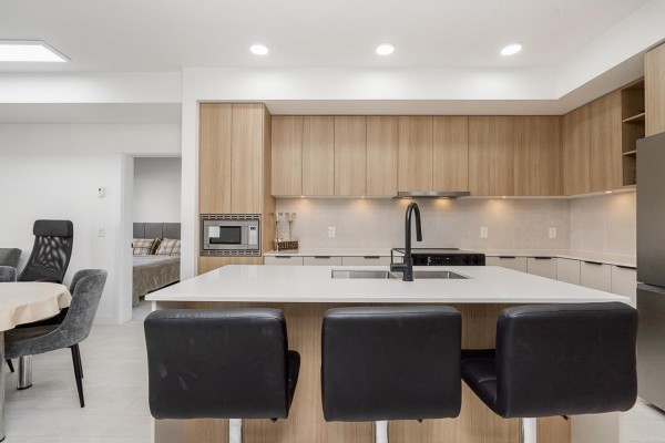 221 9456 134 Street, Surrey, BC V3V0G8 Photo 5