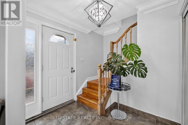 Living room - 221 Cedarwoods Crescent, Kitchener, ON N2C2K1 Photo 5