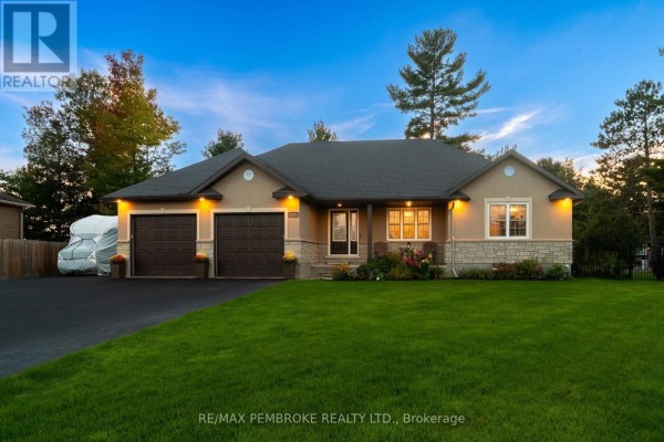 Recreational, Games room - 221 Oriole Crescent, Petawawa, ON K8H0A7 Photo 2