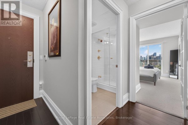 2210 - 80 Western Battery Road, Toronto, ON, photo 3