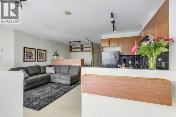 2210 501 Pacific Street, Vancouver, BC V6Z2X6 Photo 2