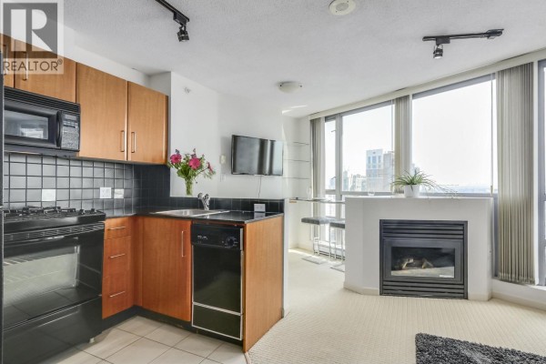 2210 501 Pacific Street, Vancouver, BC V6Z2X6 Photo 3