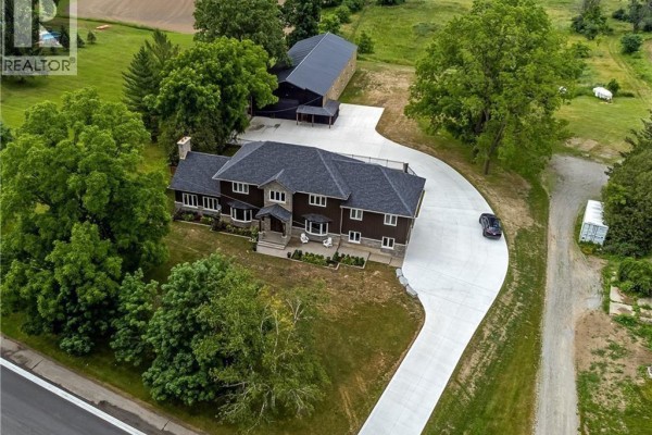 2210 Highway 54, Caledonia, ON, photo 2