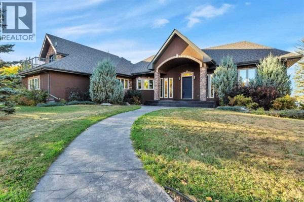 5pc Bathroom - 2210b Township Road 392, Rural Lacombe County, AB T4E2W7 Photo 2