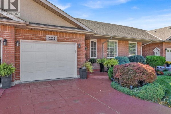 4pc Ensuite bath - 2211 Chateau Avenue, Windsor, ON N8P1N6 Photo 3