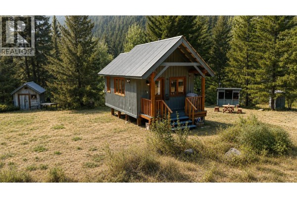 1pc Bathroom - 22111 Fountain Valley Road, Lillooet, BC V0K1V0 Photo 2