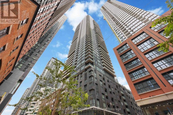 2212 - 115 Blue Jays Way, Toronto, ON M5V0N4 Photo 2