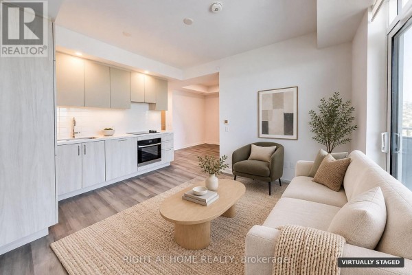 2212 - 2851 Highway 7, Vaughan, ON L4K1W2 Photo 3
