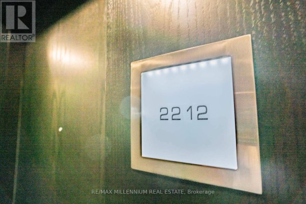 Bedroom - 2212 - 770 Bay Street, Toronto, ON M5G0A6 Photo 3