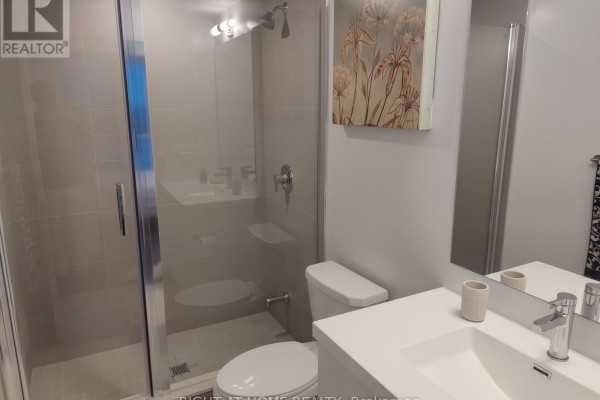 2214 - 2550 Simcoe Street N, Oshawa, ON L1L0R5 Photo 3